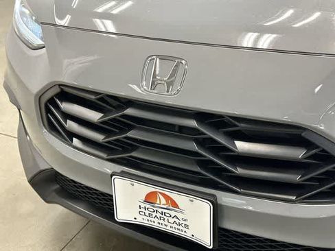 Certified 2026 Honda HR-V Sport image 29