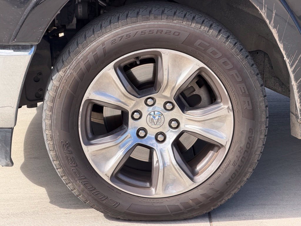 Used 2020 RAM 1500 Laramie AWD/4WD image 12