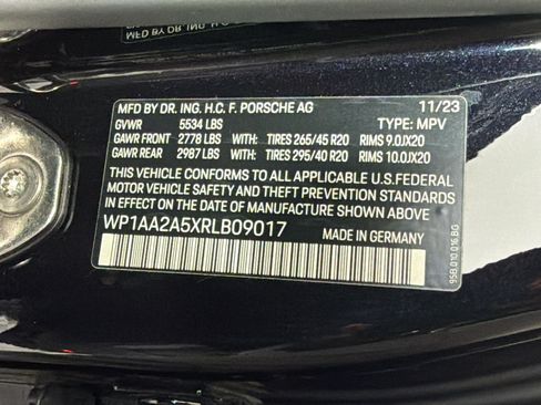 Certified 2024 Porsche Macan Turbo AWD/4WD image 26