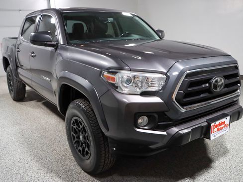 Used 2021 Toyota Tacoma SR5 image 5