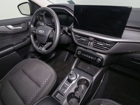 Used 2023 Ford Escape Active w/ Tech Pack #2 AWD/4WD image 18