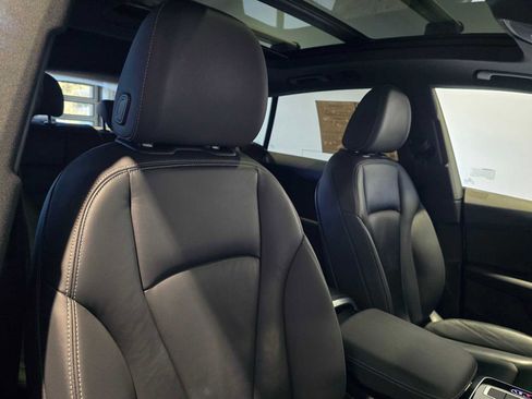 Used 2019 Audi Q8 Premium w/ Convenience Package image 15