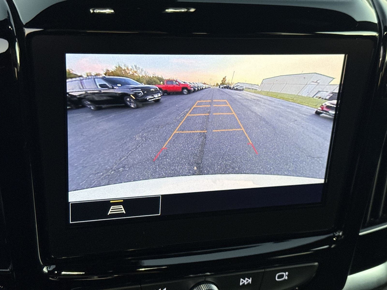Used 2023 Chevrolet Traverse LT w/ LPO, Floor Liner Package AWD/4WD image 20