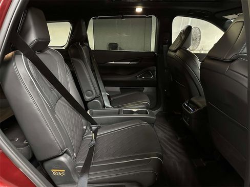 Used 2025 INFINITI QX60 Autograph w/ Cargo Package image 16