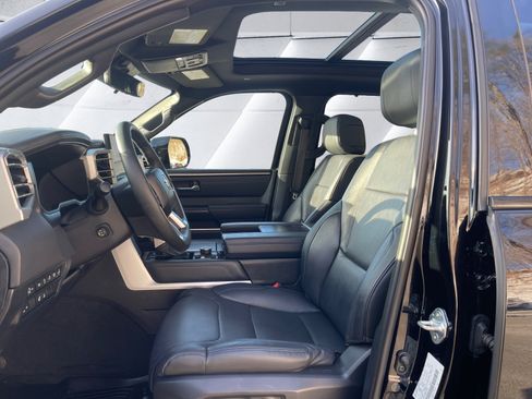 Used 2024 Toyota Tundra Platinum image 10