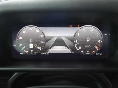 Used 2024 Land Rover Defender 90 X-Dynamic SE AWD/4WD image 23