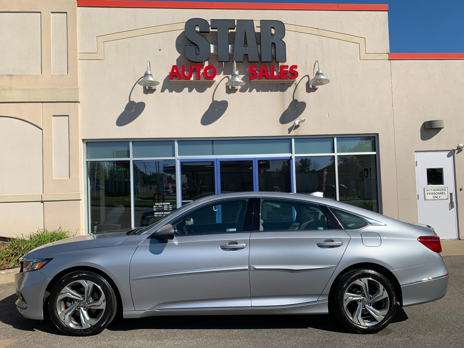 Used 2018 Honda Accord EX-L image 4
