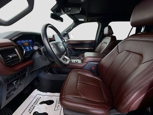 Used 2024 Ford Expedition Max Limited image 25