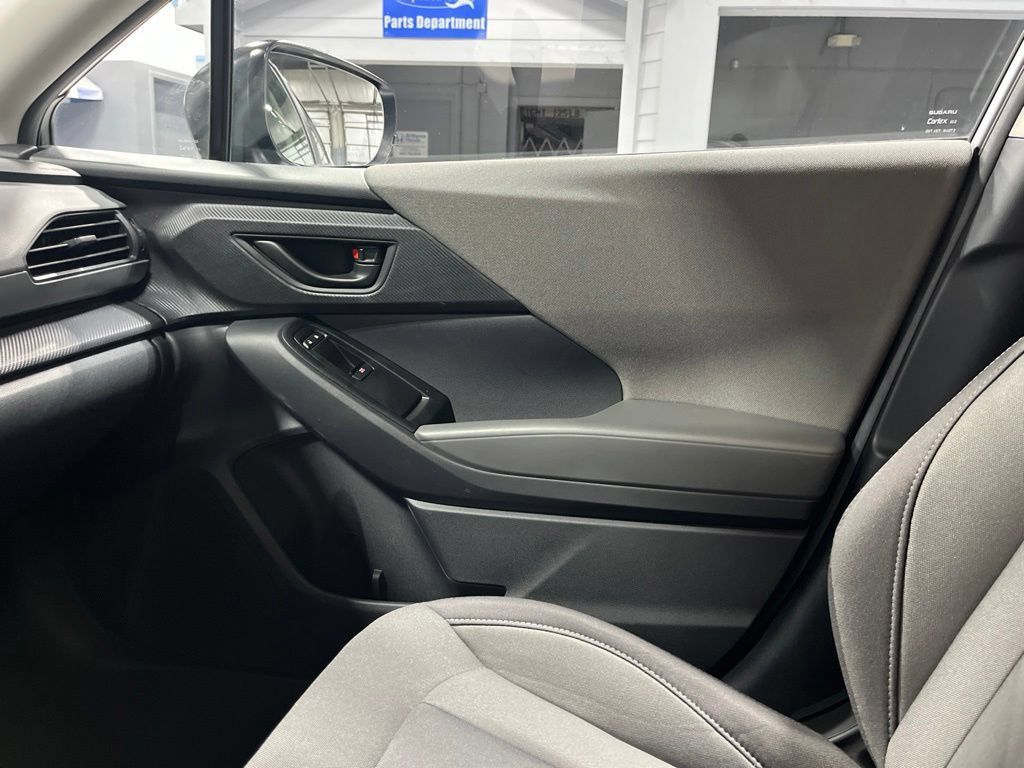 Used 2026 Subaru Crosstrek 2.5i AWD/4WD image 17