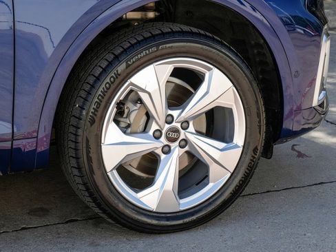 Used 2022 Audi Q5 2.0T Prestige w/ Prestige Package image 70