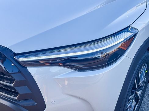 New 2026 Toyota Corolla Cross XLE FWD image 9