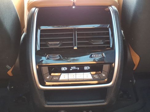 Used 2024 BMW X7 xDrive40i w/ M Sport Package image 13