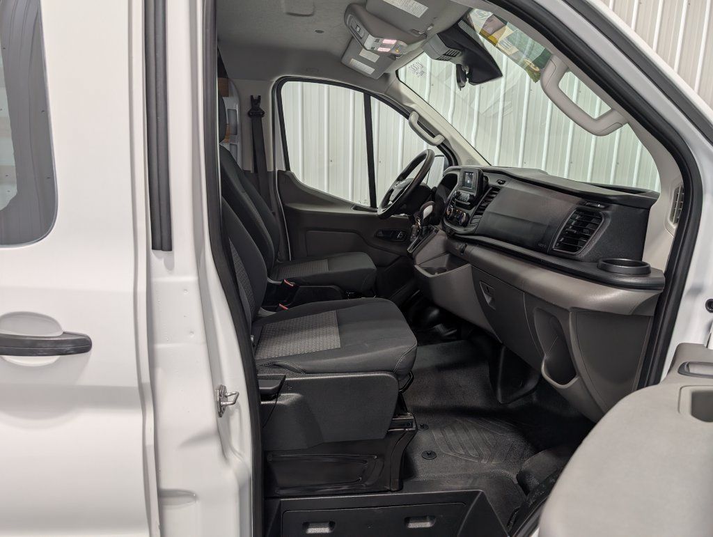 Used 2025 Ford Transit 250 Low Roof w/ Exterior Upgrade Package RWD image 22