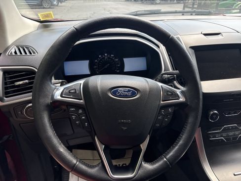 Used 2019 Ford Edge SEL w/ Equipment Group 201A AWD/4WD image 13