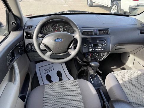 Used 2006 Ford Focus SE image 14