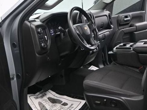 Used 2024 Chevrolet Silverado 2500 Custom w/ Custom Value Package image 18