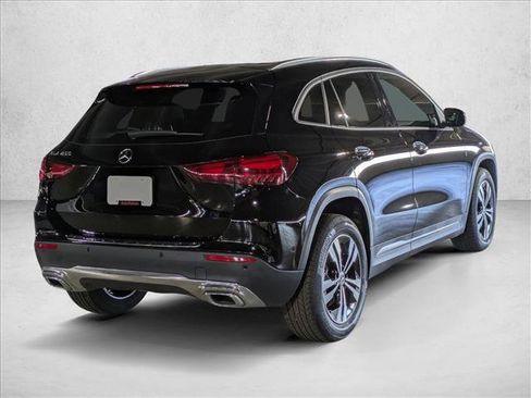 Certified 2024 Mercedes-Benz GLA 250 image 8