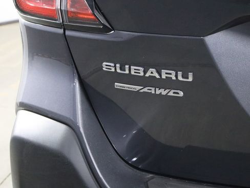 Used 2025 Subaru Outback Premium AWD/4WD image 42