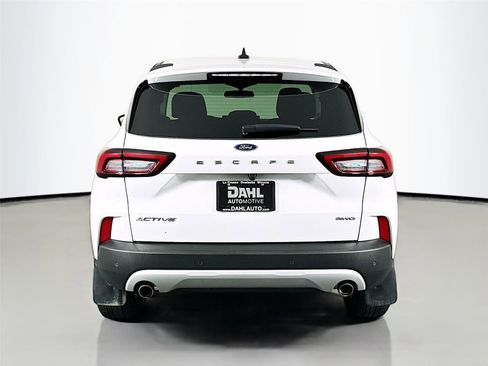 Used 2024 Ford Escape Active w/ Tech Pack #1 AWD/4WD image 11