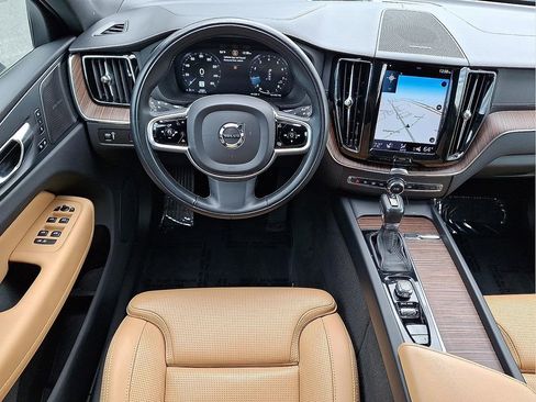 Used 2021 Volvo XC60 T5 Inscription AWD/4WD image 20