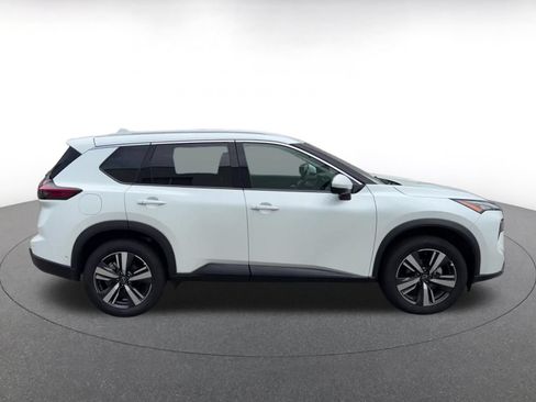 Used 2026 Nissan Rogue SL AWD/4WD image 13