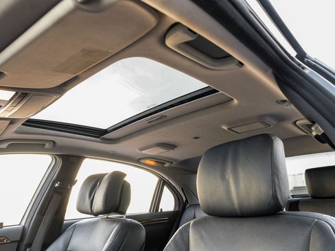 Used 2012 Mercedes-Benz S 550 image 4