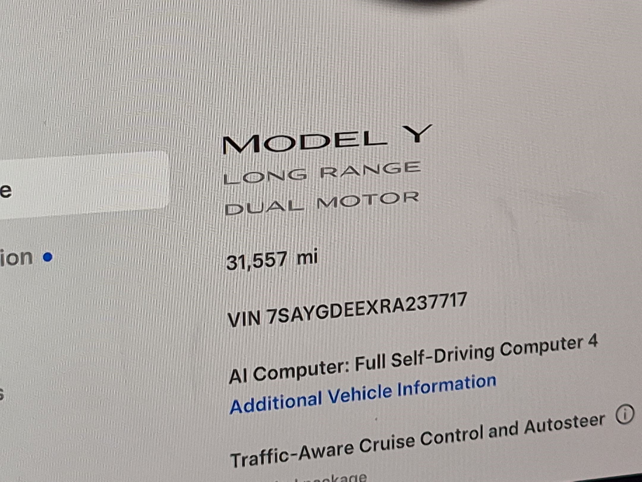 Used 2024 Tesla Model Y Long Range AWD/4WD image 16