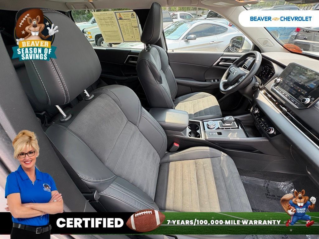 Used 2023 Mitsubishi Outlander SE FWD image 30
