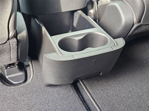 New 2026 Chrysler Voyager LX image 27