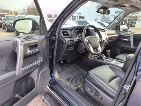 Used 2023 Toyota 4Runner Limited AWD/4WD image 20