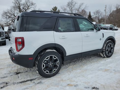 New 2025 Ford Bronco Sport Outer Banks image 4