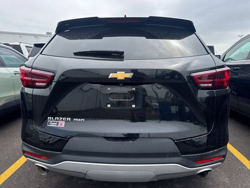 Used 2024 Chevrolet Blazer LT AWD/4WD image 4