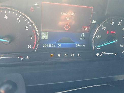 Used 2023 Ford Explorer XLT w/ Equipment Group 202A image 5