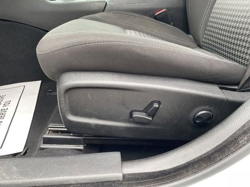 Used 2023 Dodge Charger SXT image 10