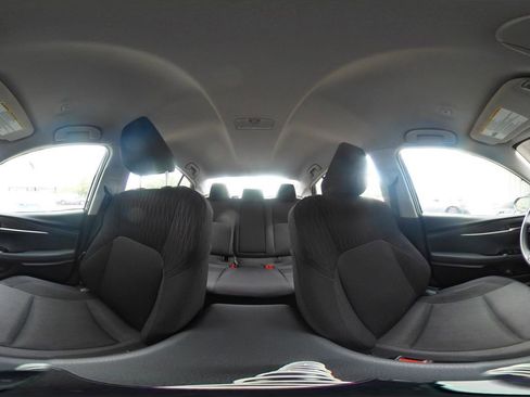 Used 2025 Toyota Camry LE image 42