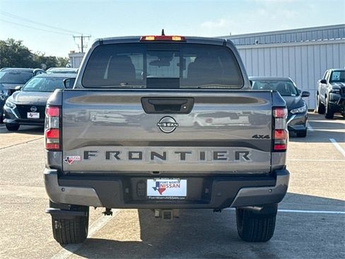 New 2026 Nissan Frontier SV w/ All-Weather Content Package image 8