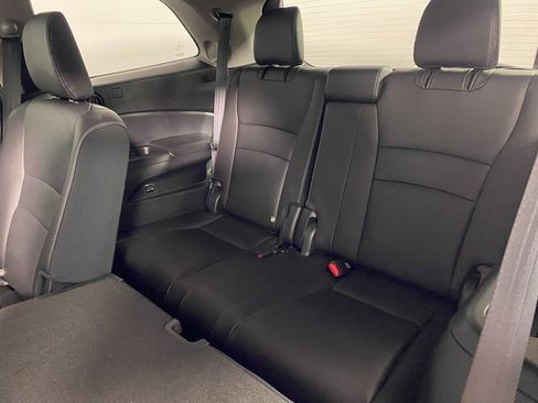 Used 2021 Honda Pilot Touring image 14