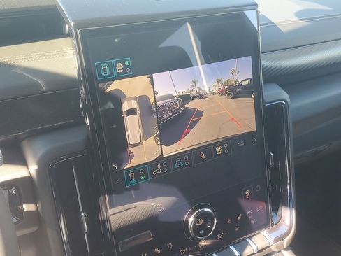 New 2026 GMC Yukon XL AT4 w/ AT4 Premium Plus Package AWD/4WD image 15