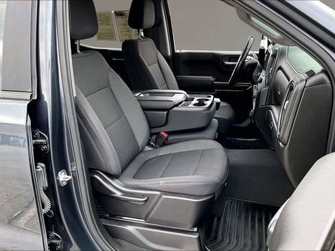 Used 2022 Chevrolet Silverado 1500 LT w/ Bed Protection Package image 24