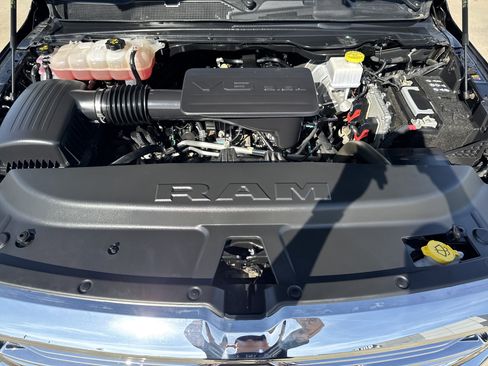 Used 2022 RAM 1500 Laramie image 32