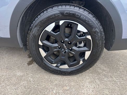 Used 2024 Kia Sorento S FWD image 33