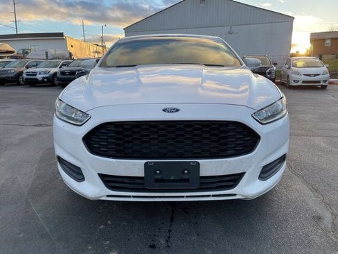 Used 2013 Ford Fusion SE image 3