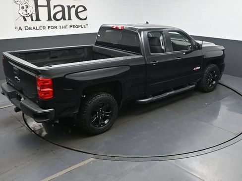 Used 2018 Chevrolet Silverado 1500 LT w/ Midnight Edition AWD/4WD image 58