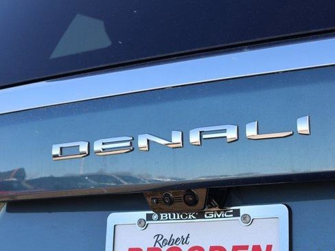 New 2026 GMC Yukon XL Denali w/ Denali Reserve Package image 18