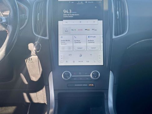 Used 2021 Ford Edge ST-Line w/ Class II Trailer Tow Package image 15