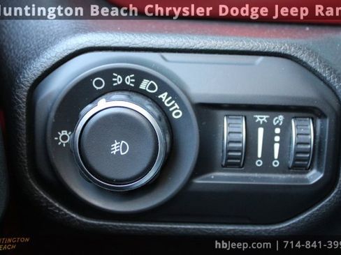 Used 2018 Jeep Wrangler Unlimited Rubicon image 20