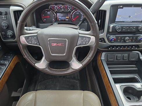 Used 2016 GMC Sierra 2500 SLT w/ Duramax Plus Package image 15