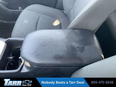 Used 2024 Toyota RAV4 XLE AWD/4WD image 21