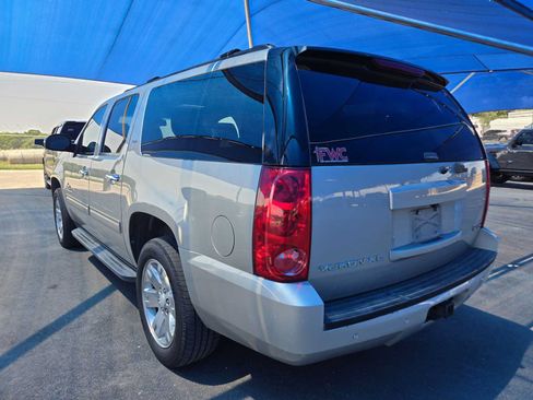 Used 2014 GMC Yukon XL SLT w/ Texas Edition RWD image 3