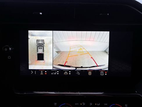 Used 2024 GMC Sierra 1500 Denali Ultimate image 16